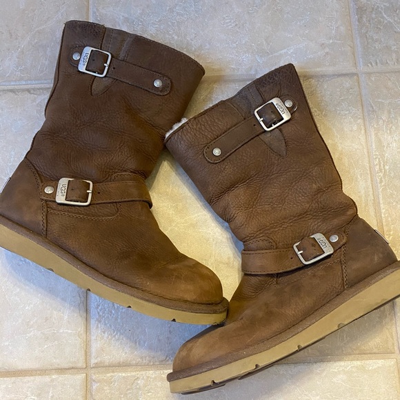 UGG Shoes - Leather ugg boots size 7 preowned